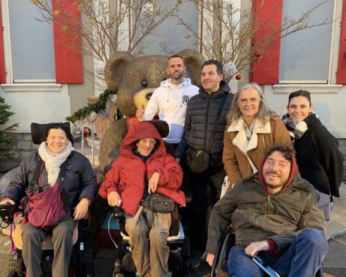 Groupe de l’association au Marché de Noël 2023