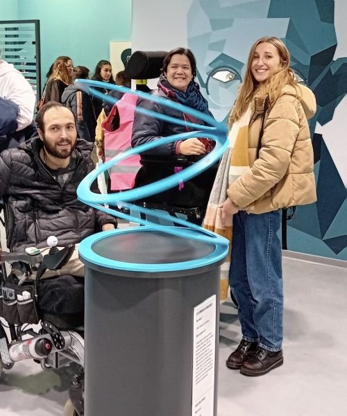 au musée de l'illusion à Marseille avec l'association Saphir13