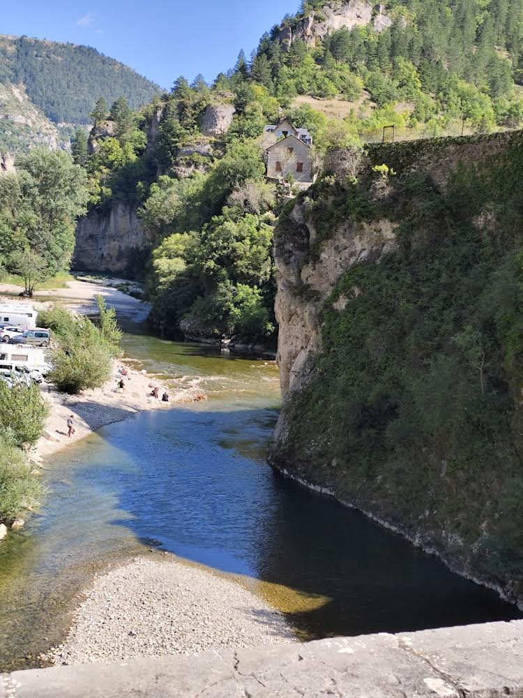 Rivière