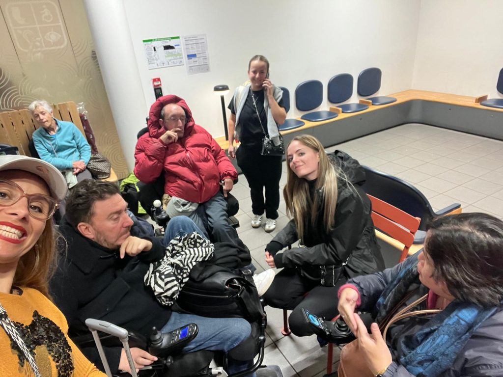 Attente du train à la gare de lyon