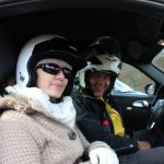pilote et copilote dans leur vehicule